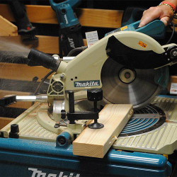 Gehrungssäge Makita LF1000